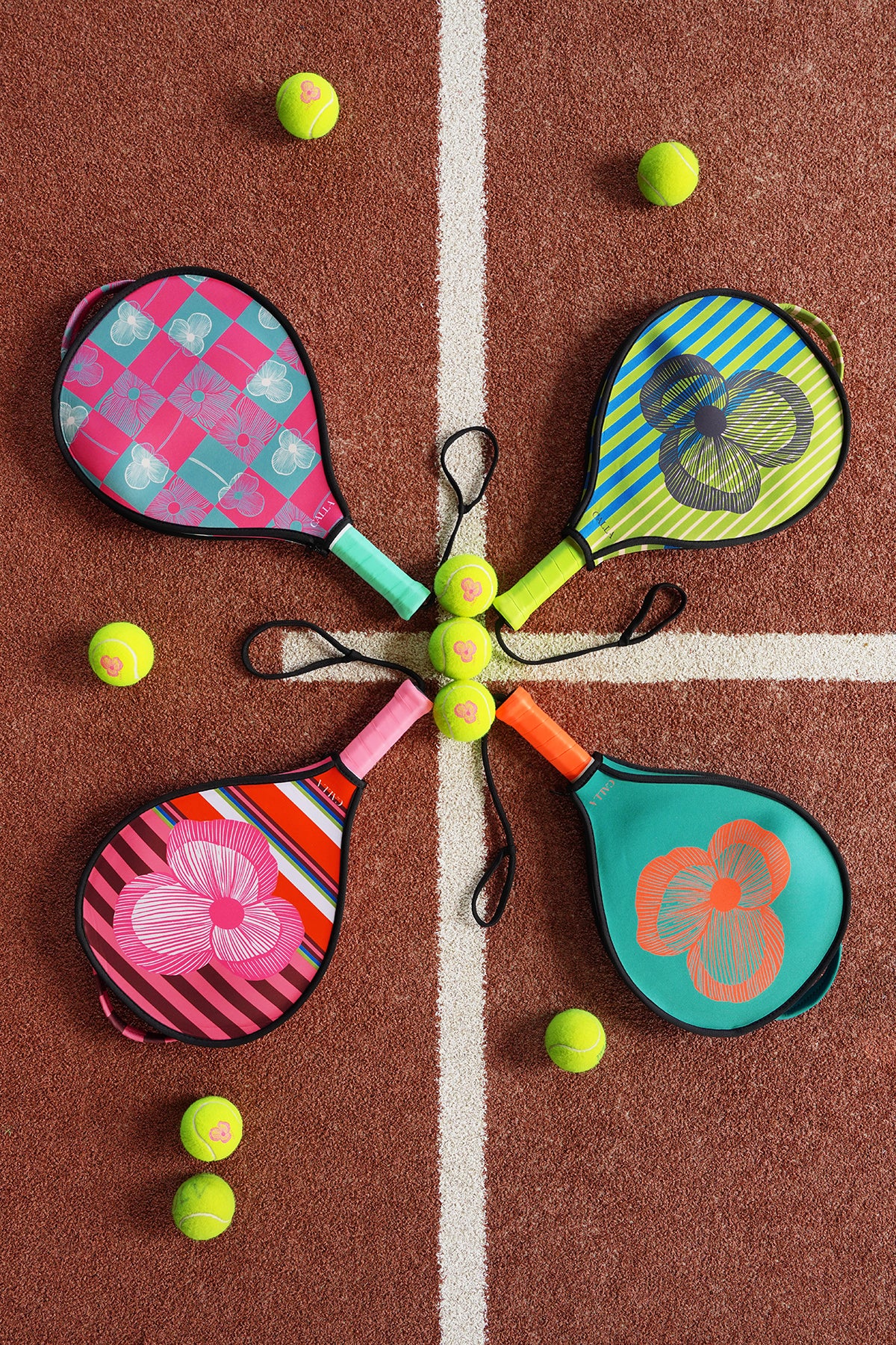 Blooming Pansy Padel Racket Cover