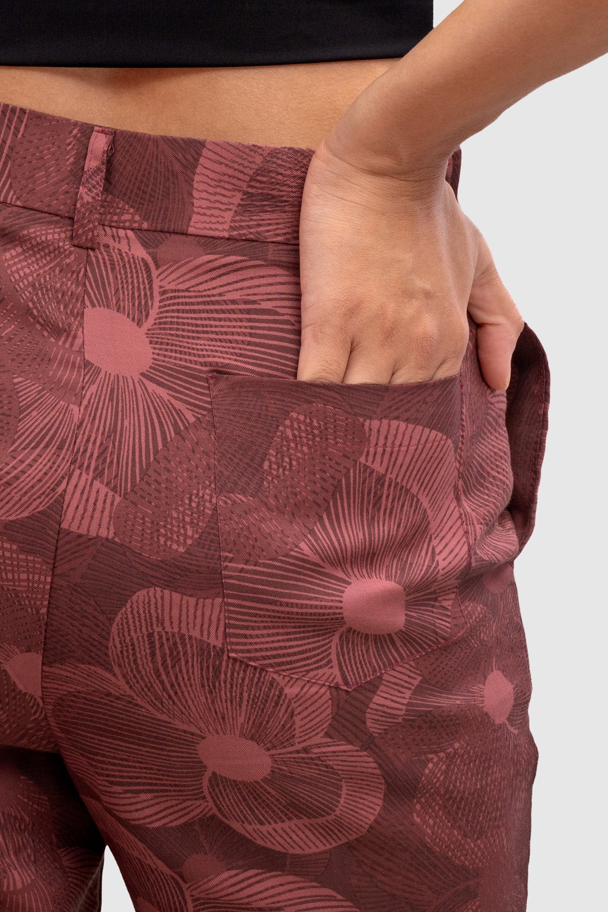 Haze Long Pants - Crimson