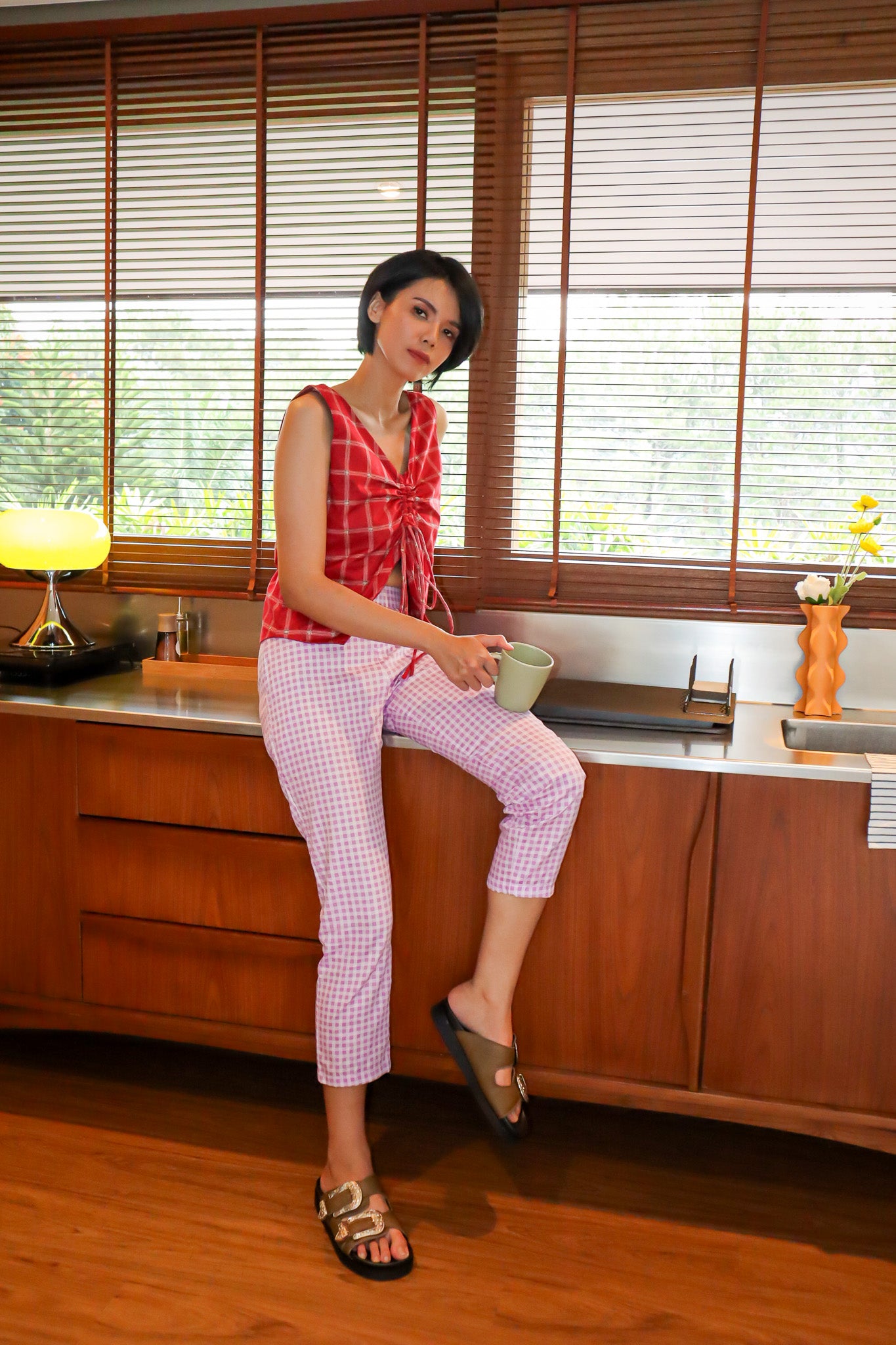 BASIC GINGHAM PENCIL PANTS IN LILAC