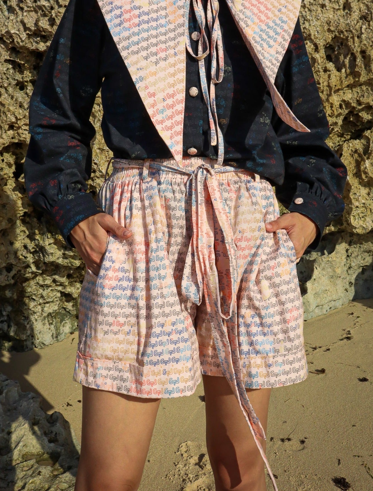 CTL CREAM RIBBON SHORT PANTS
