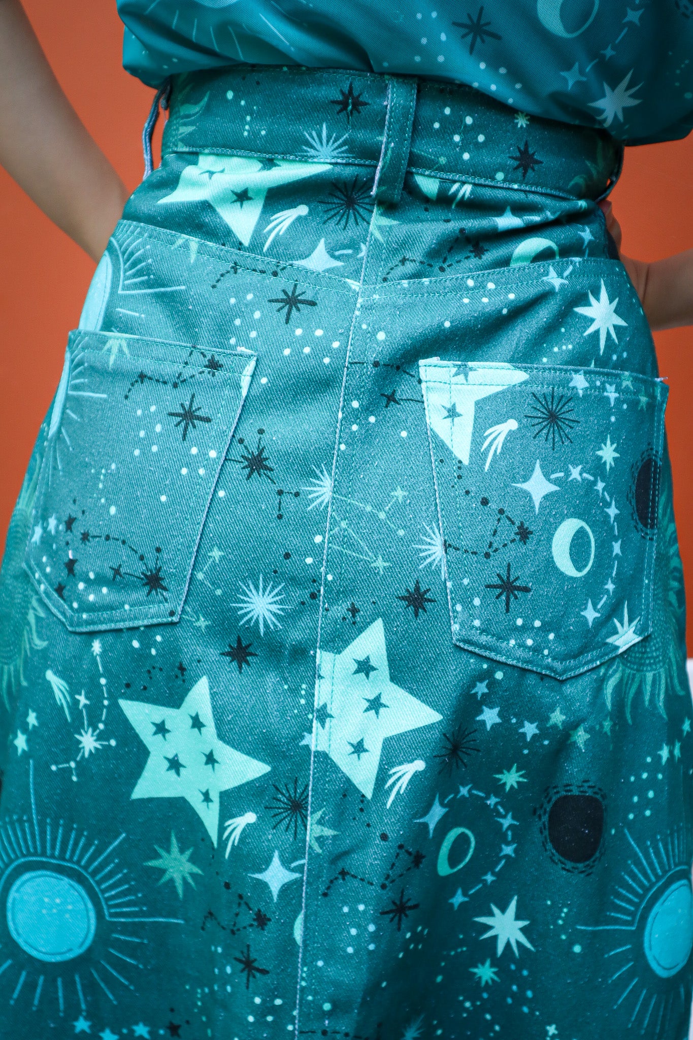 CALLA X ADINIA CAMILLE DENIM SKIRT IN GREEN