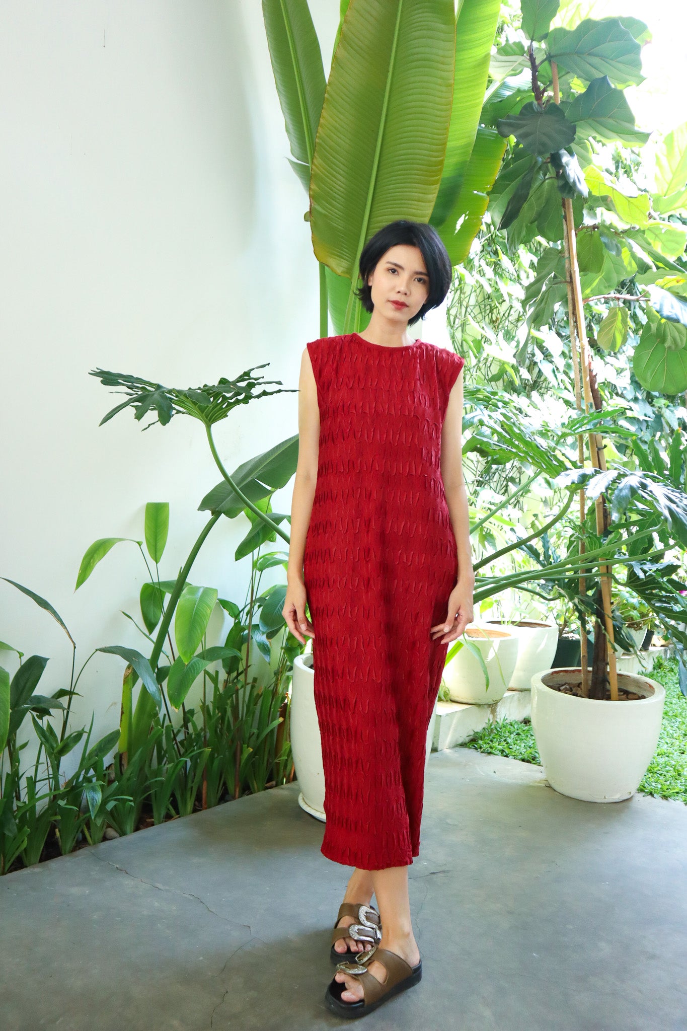 MAROON PLEATS DRESS