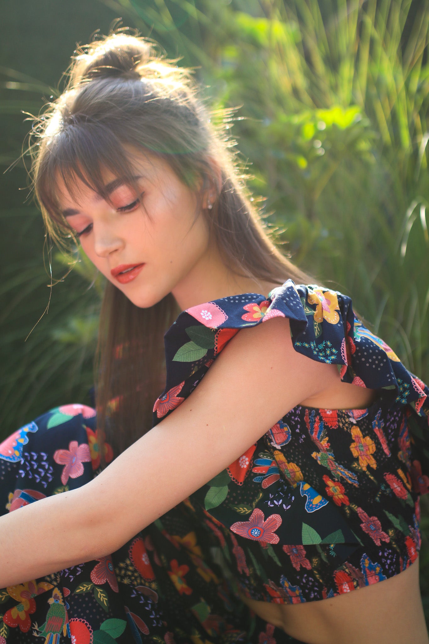 BLACK BIRD RUFFLE SMOCKED TOP