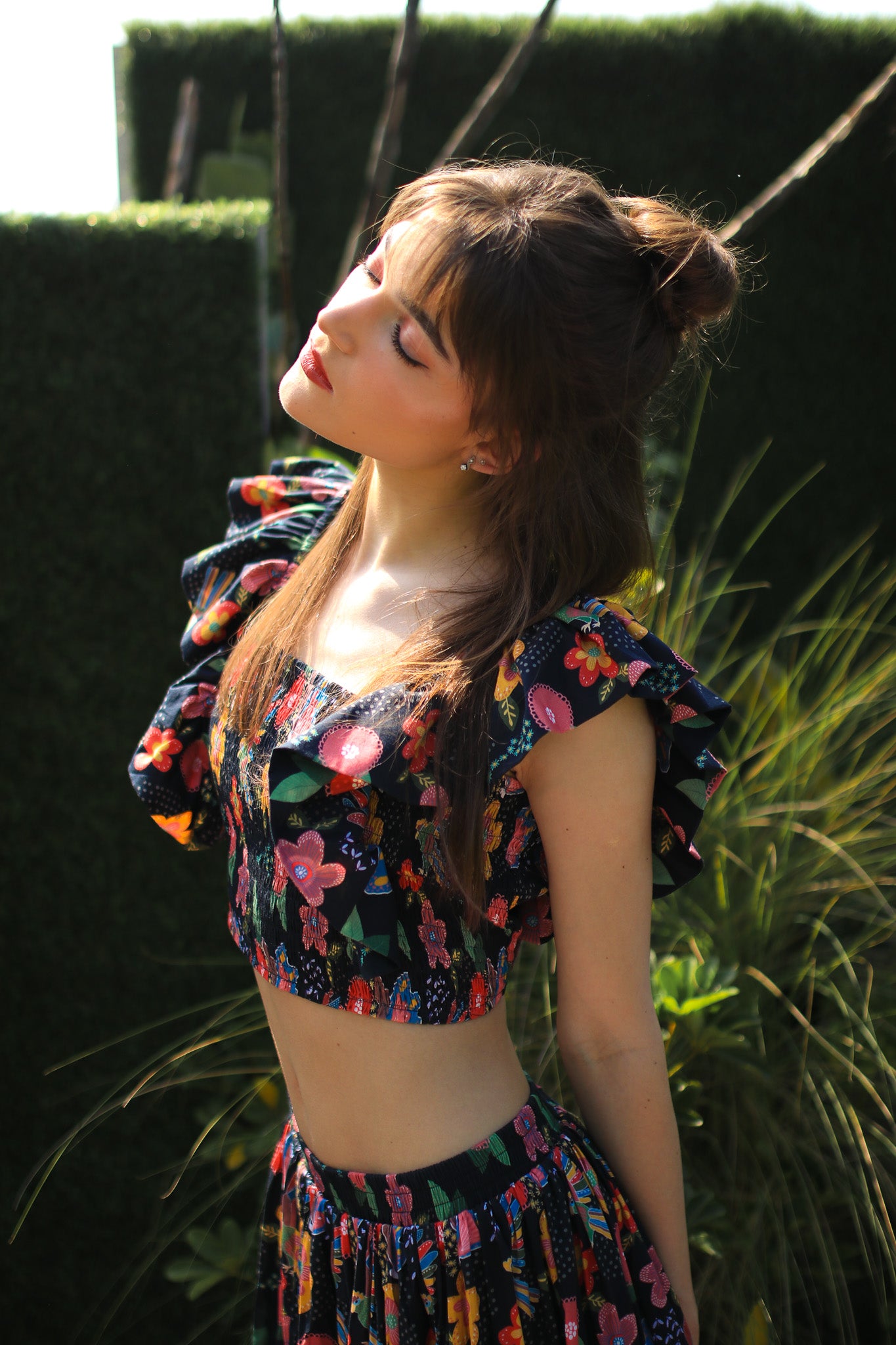 BLACK BIRD RUFFLE SMOCKED TOP