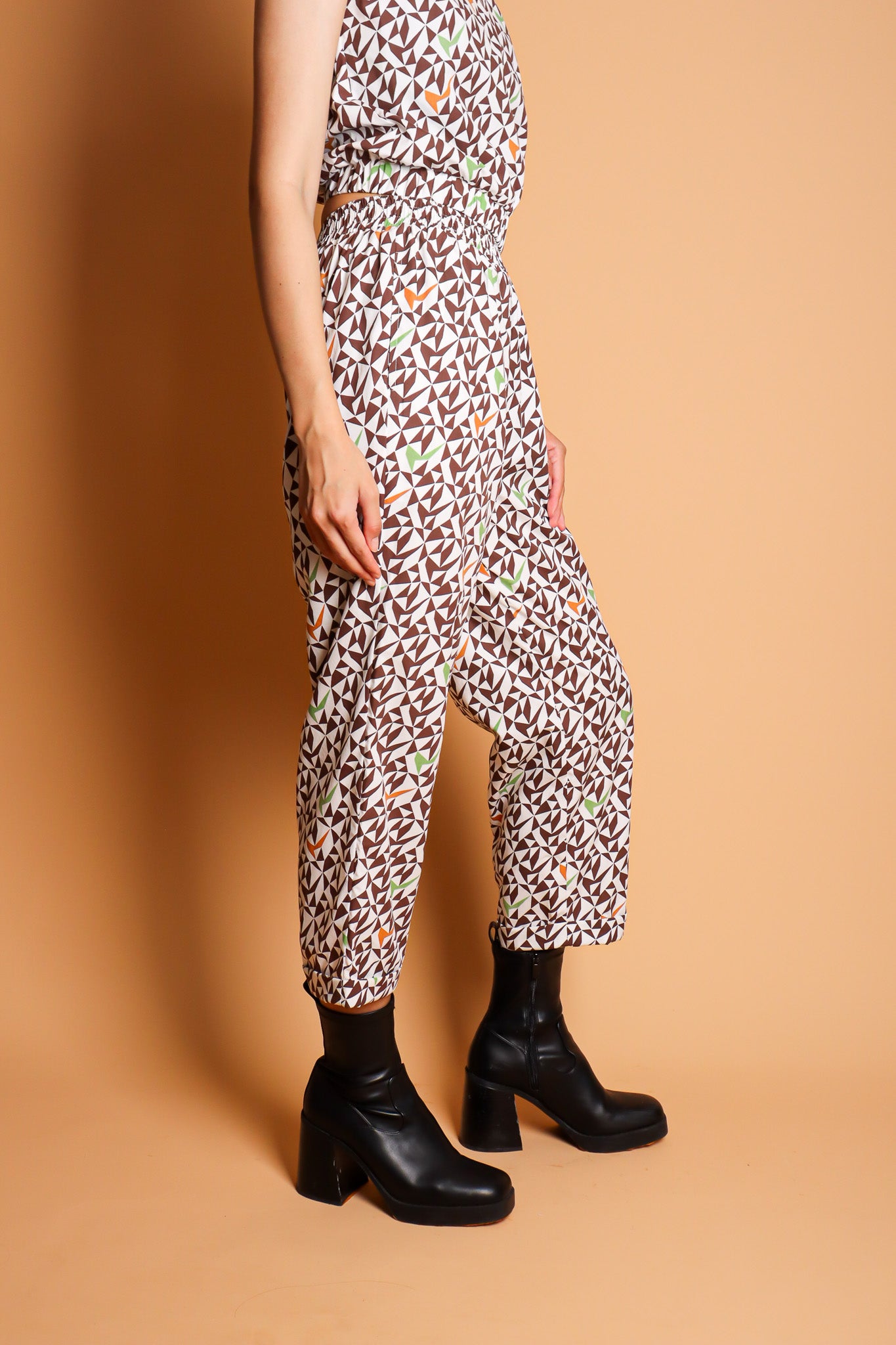 HORIZON RUBBER WAIST PANTS IN MIX