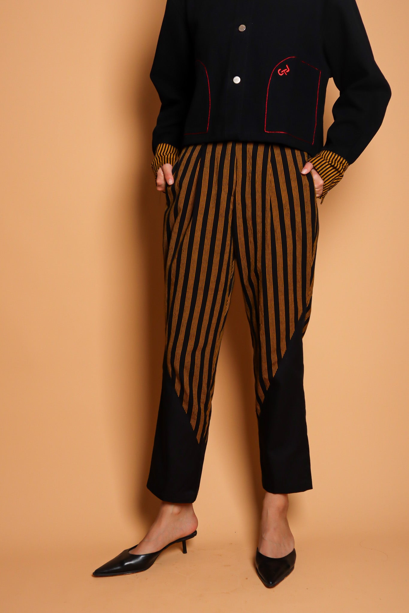 WASTRA MIX PANTS IN BLACK