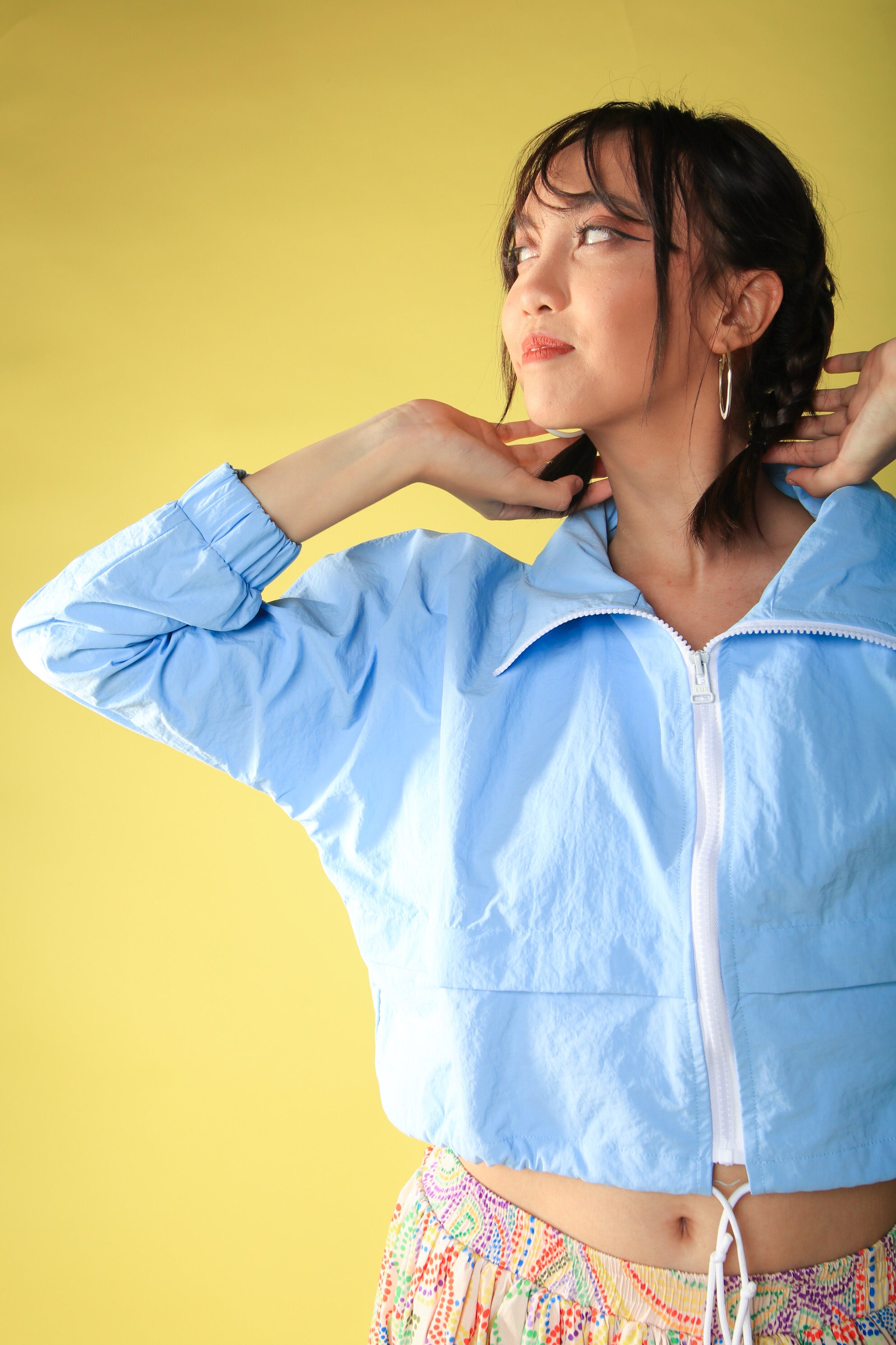 BASIC BLUE NYLON CROP JACKET