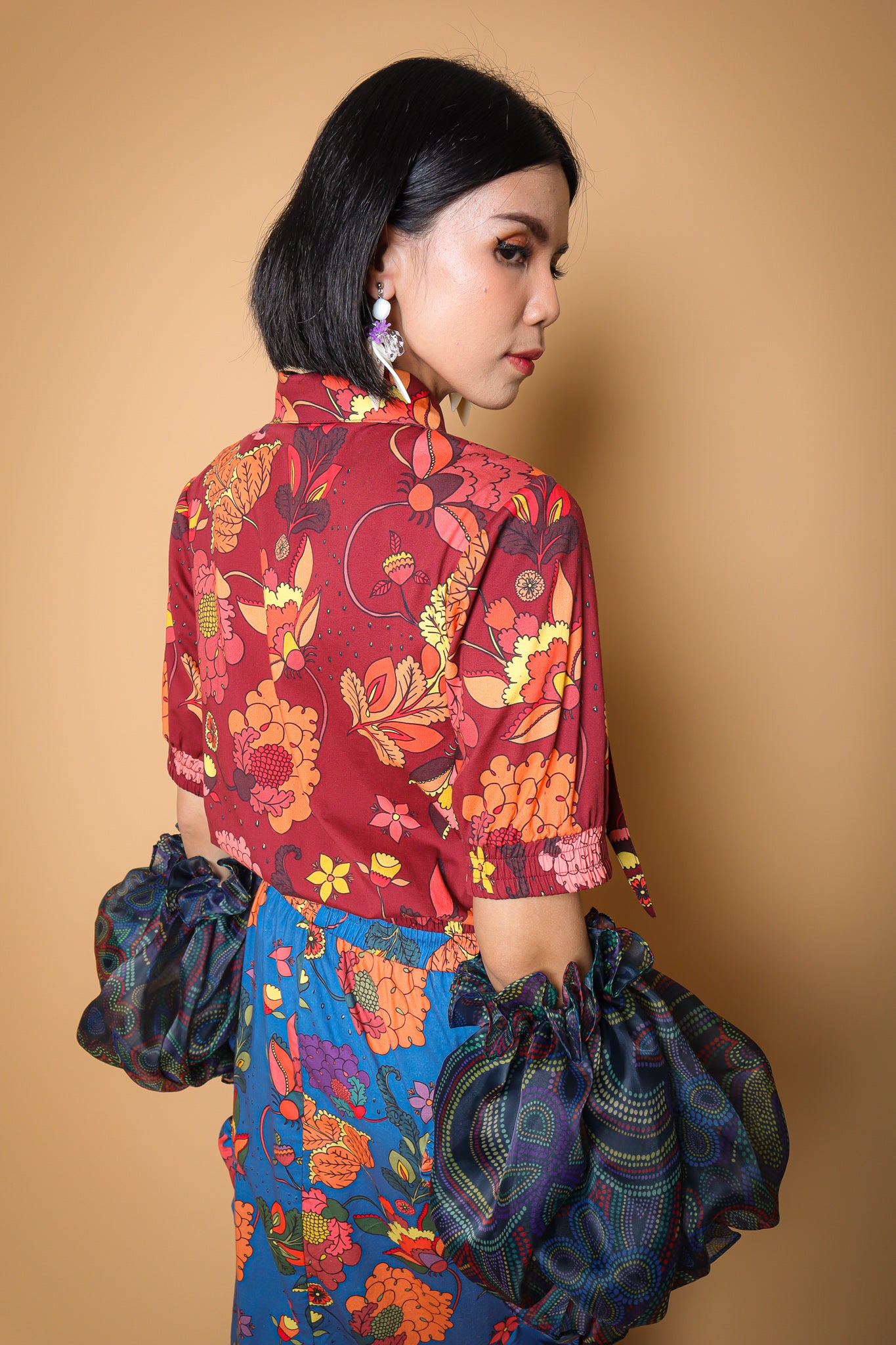 FLORAL BURGUNDY COLLAR SHIRT