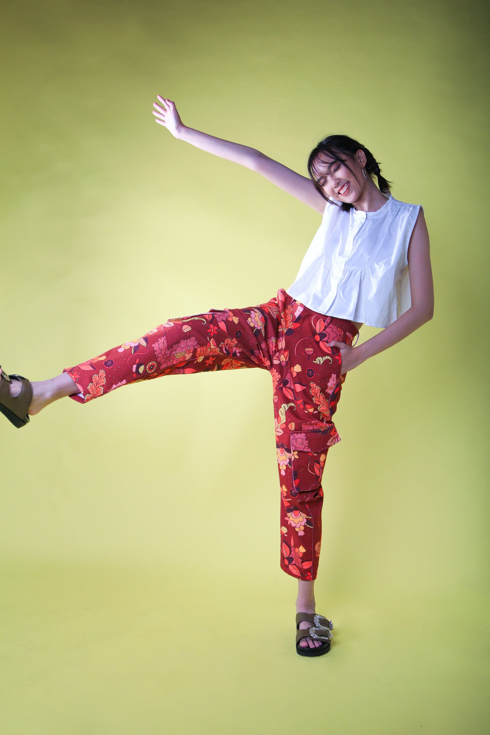 FLORAL BURGUNDY DENIM PANTS