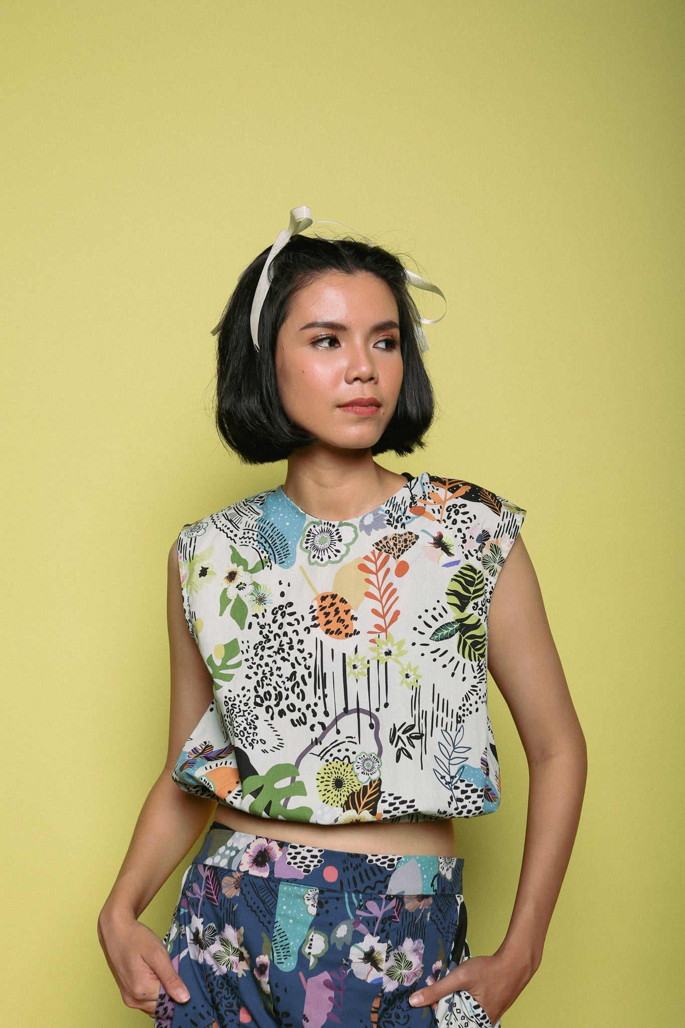 CHRYSANT TOP IN WHITE