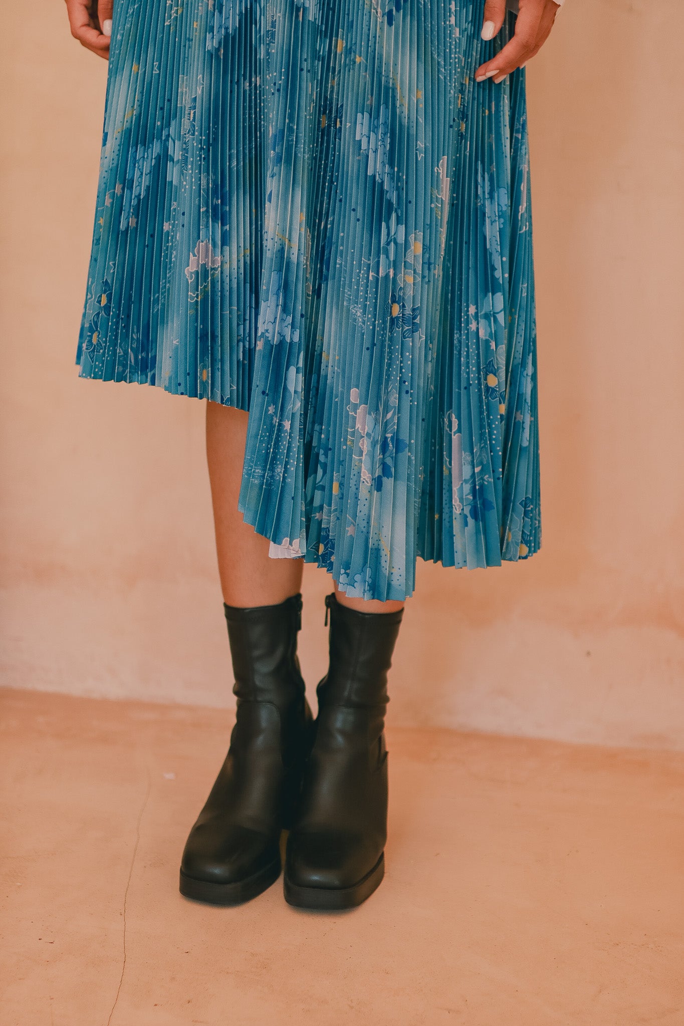 CALLA X ADINIA ASYMMETRIC PLEATS SKIRT IN BLUE