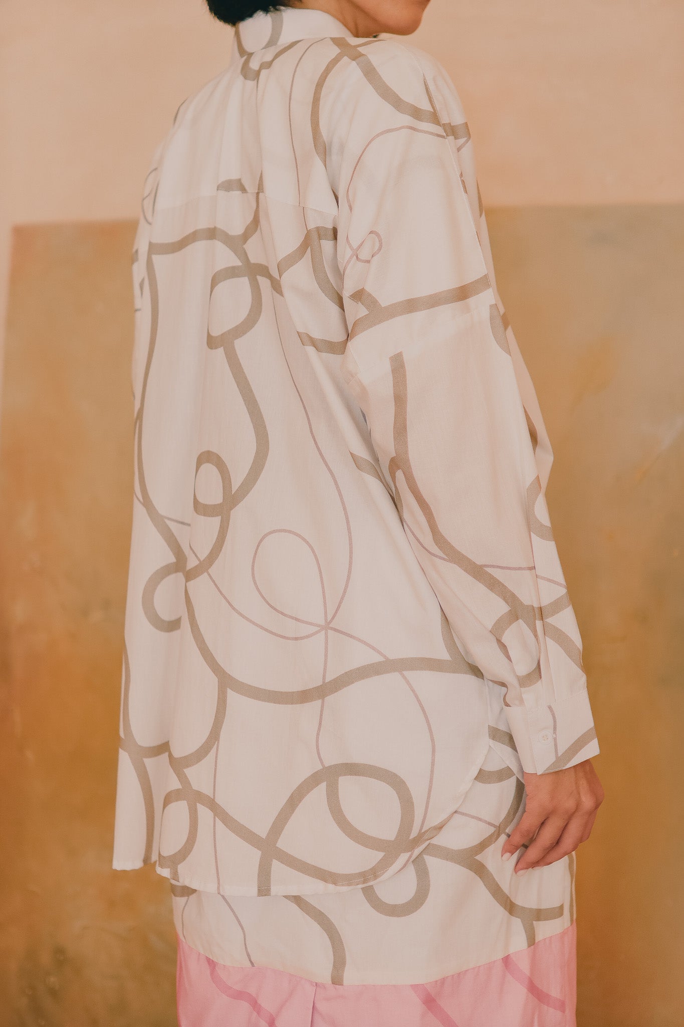 CALLA X ADINIA OVERSIZED SHIRT IN IVORY
