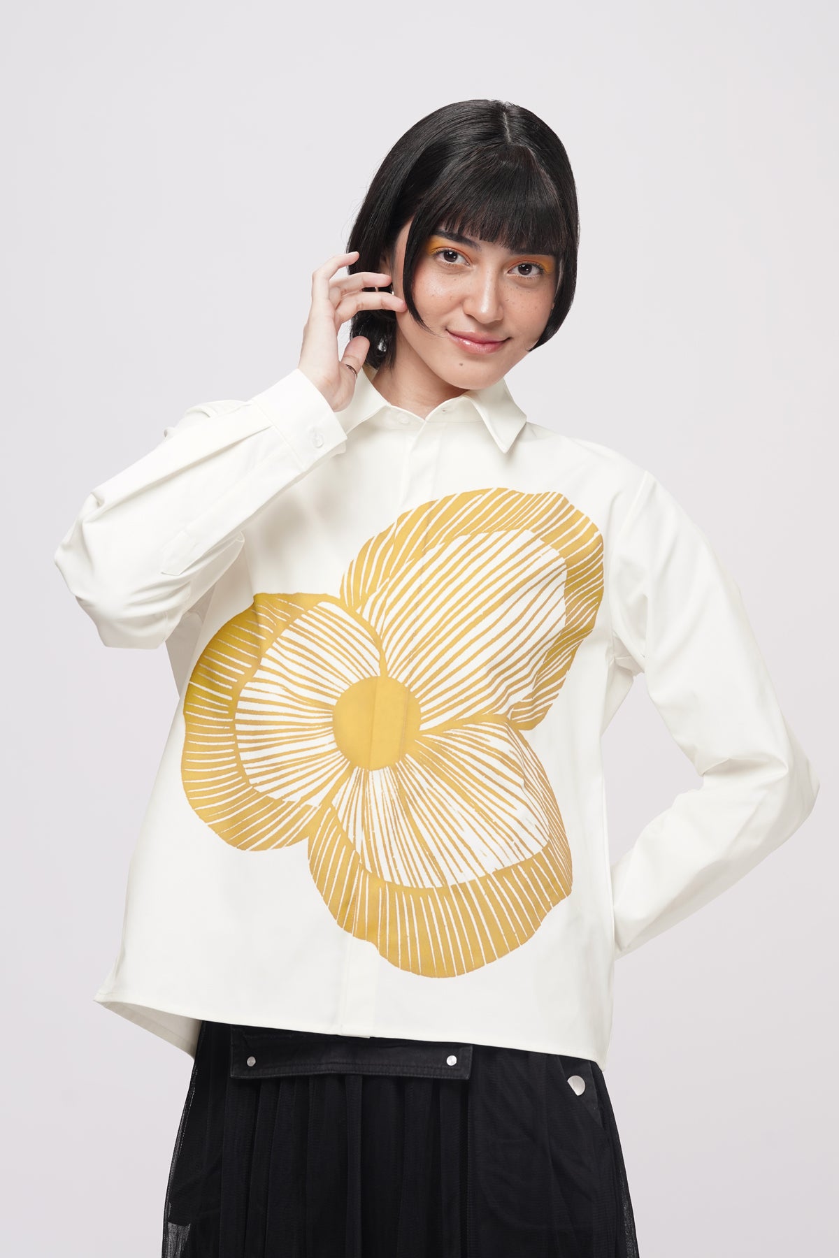Mora Basic Shirt - White Yell-o