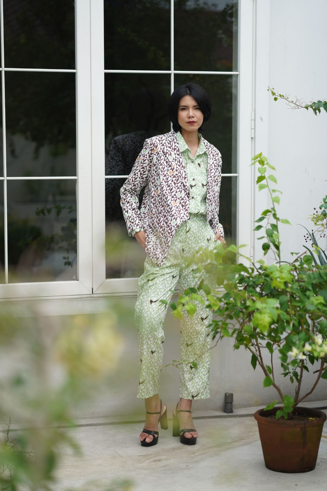 HORIZON PIPE TROUSERS IN SAGE