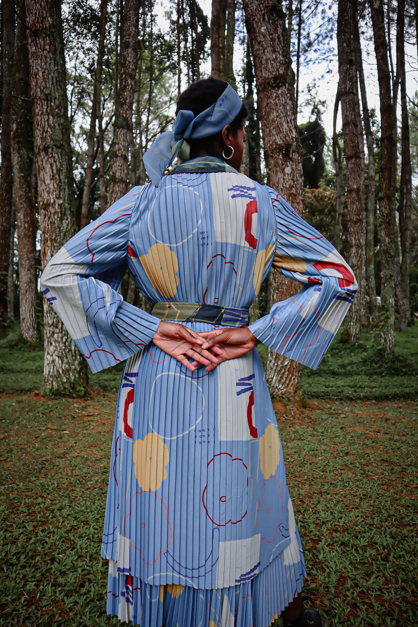 BEAU BLUE PLEATS TRENCH COAT