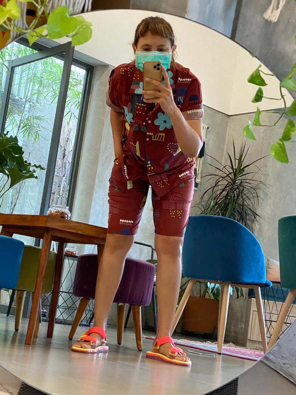 ANNA RED BERMUDA PANTS