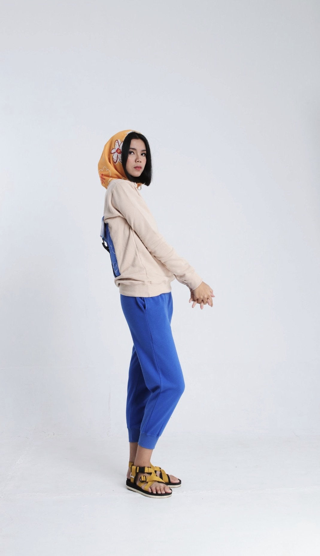 POCKET SWEATER