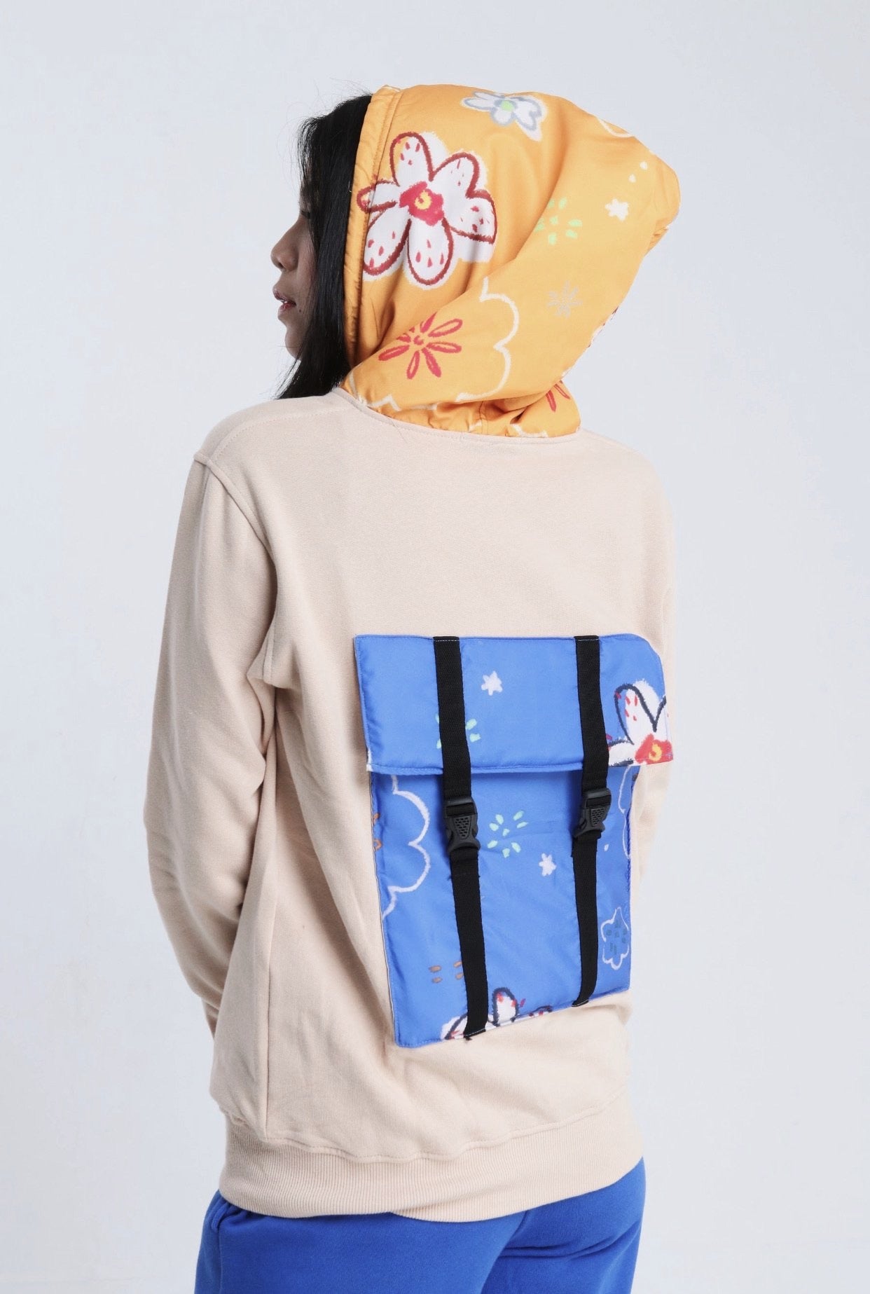 POCKET SWEATER