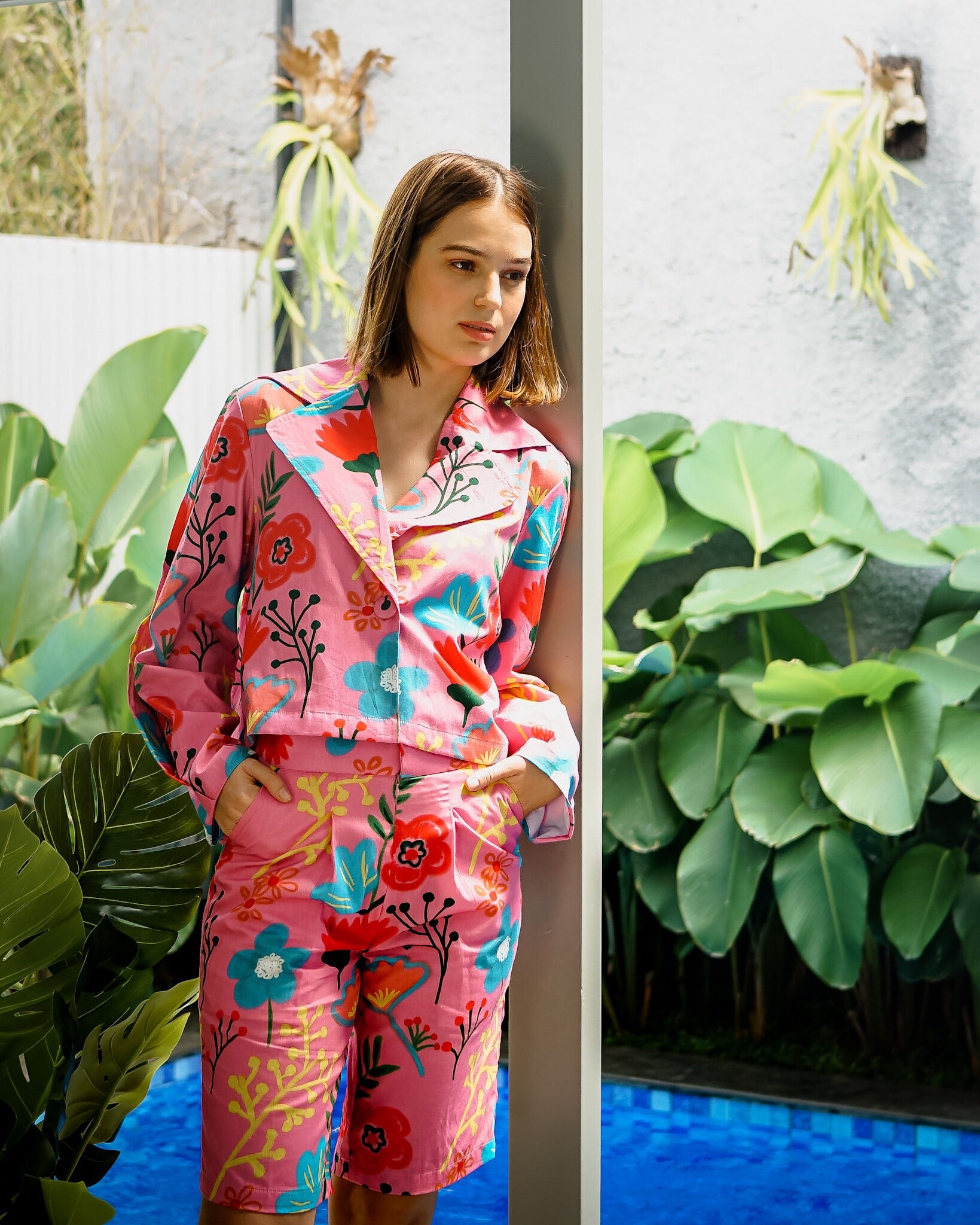 PINKISH BERMUDA PANTS