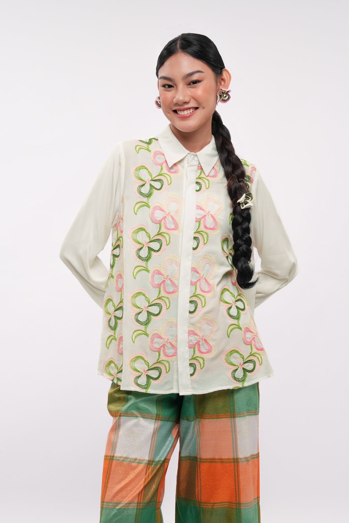 Averin Embroidery Shirt - Milk