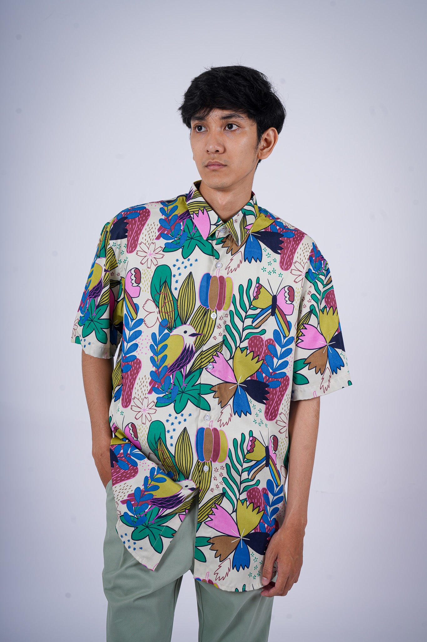 JUNGLE MAN SHORT SHIRT IN CREAM