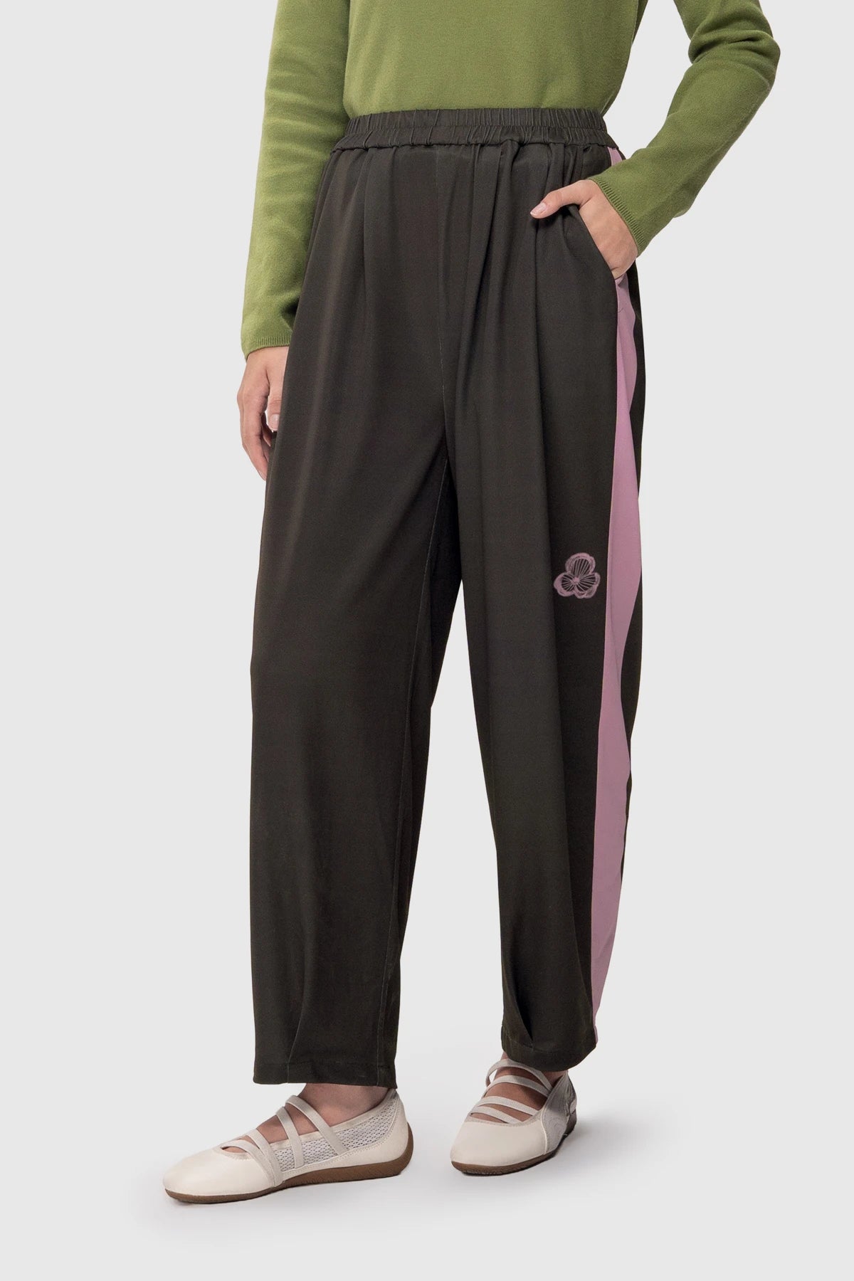 Hazea Tapered Pants - Berry