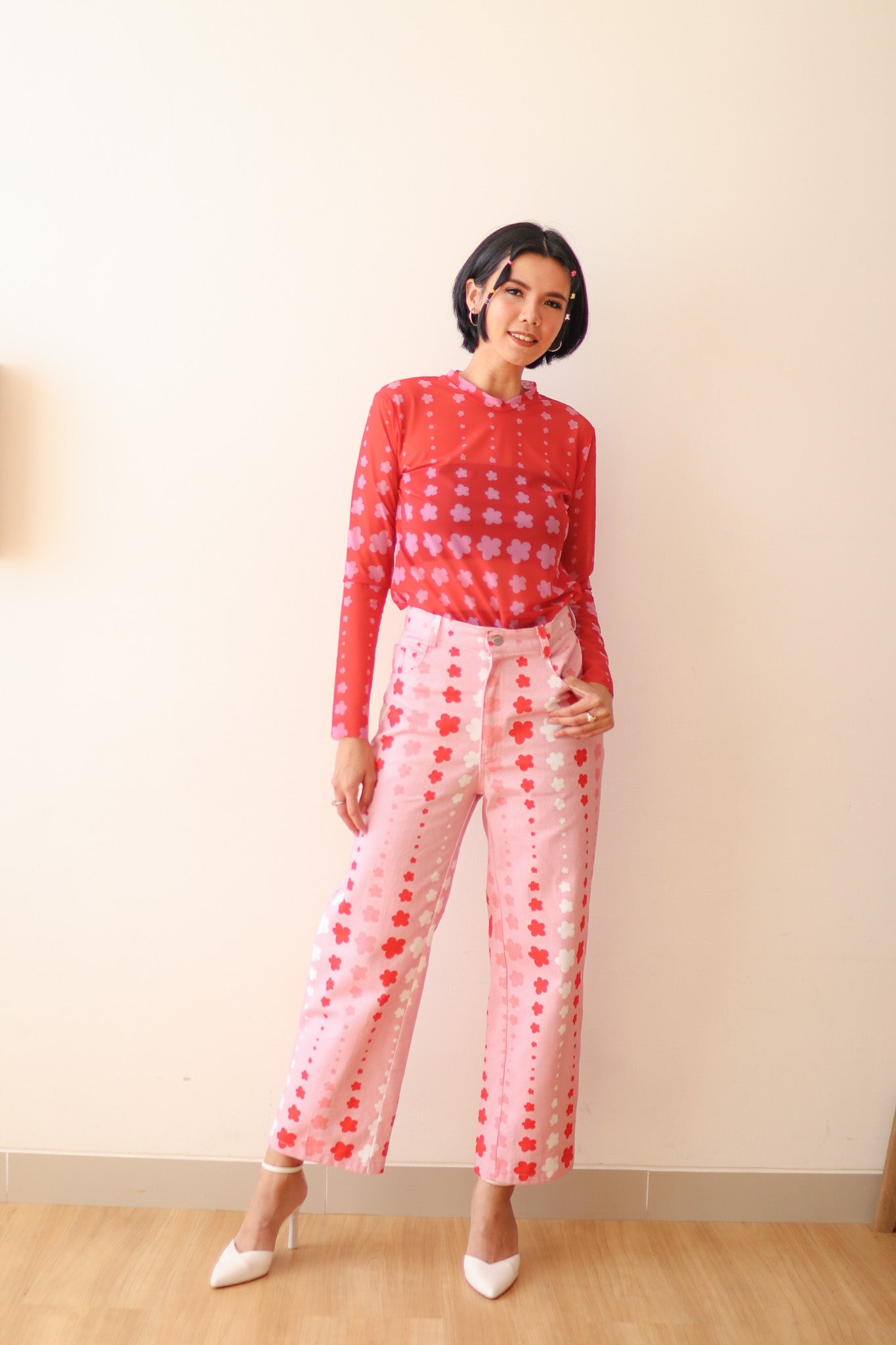 STARS DENIM PIPE TROUSERS IN PINK