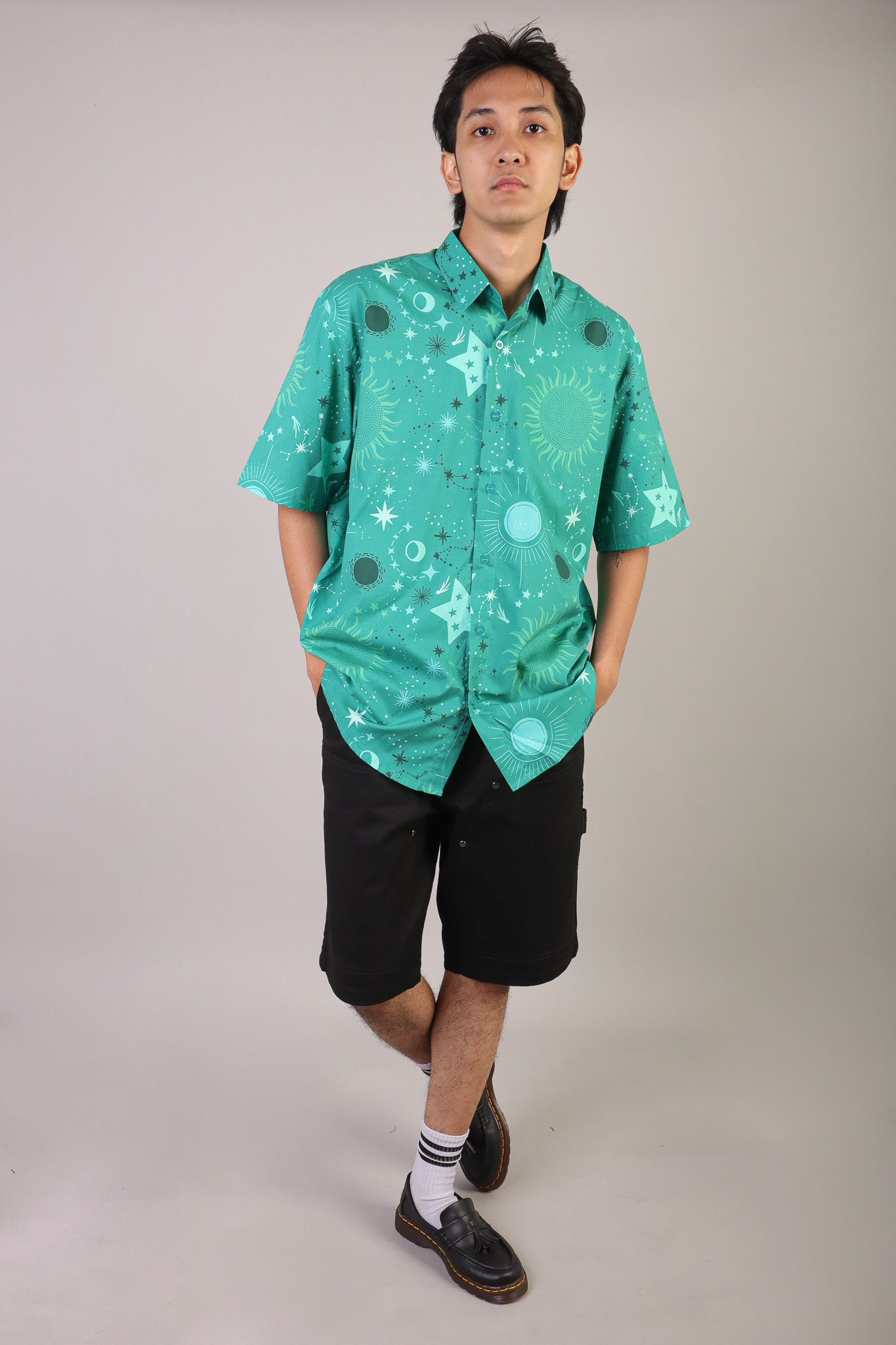 CALLA X ADINIA MAN SHORT SHIRT IN GREEN