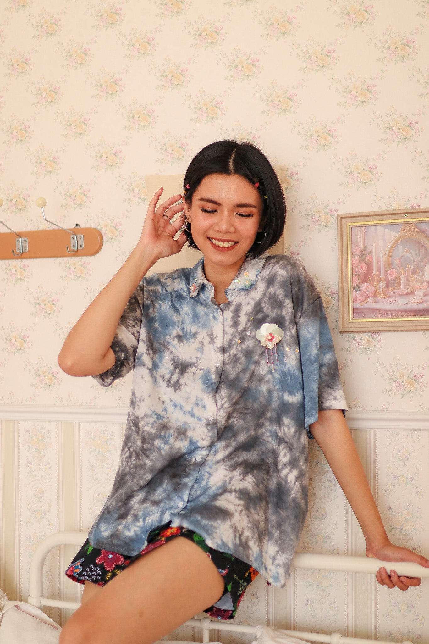 TIE DYE BEADS OVERSIZED SHIRT