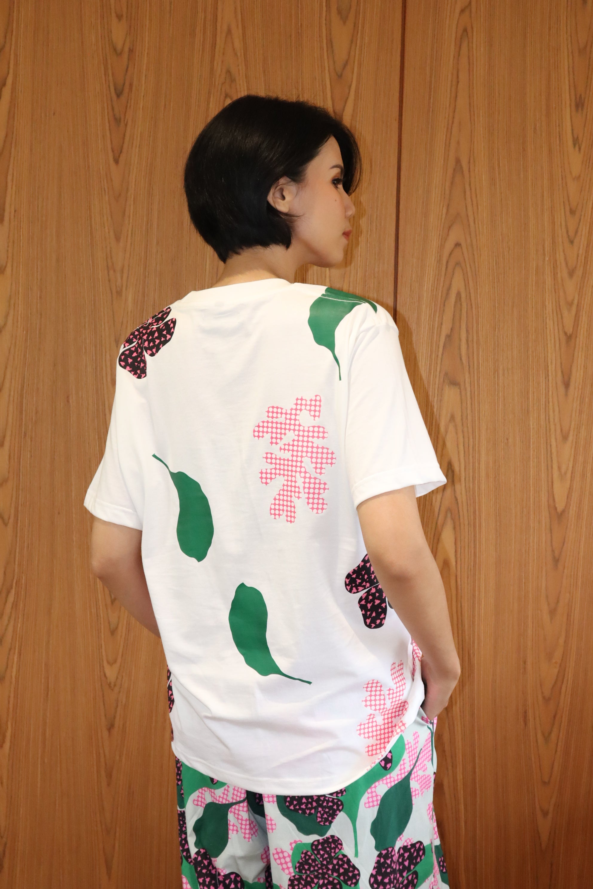 VANDA T-SHIRT IN WHITE