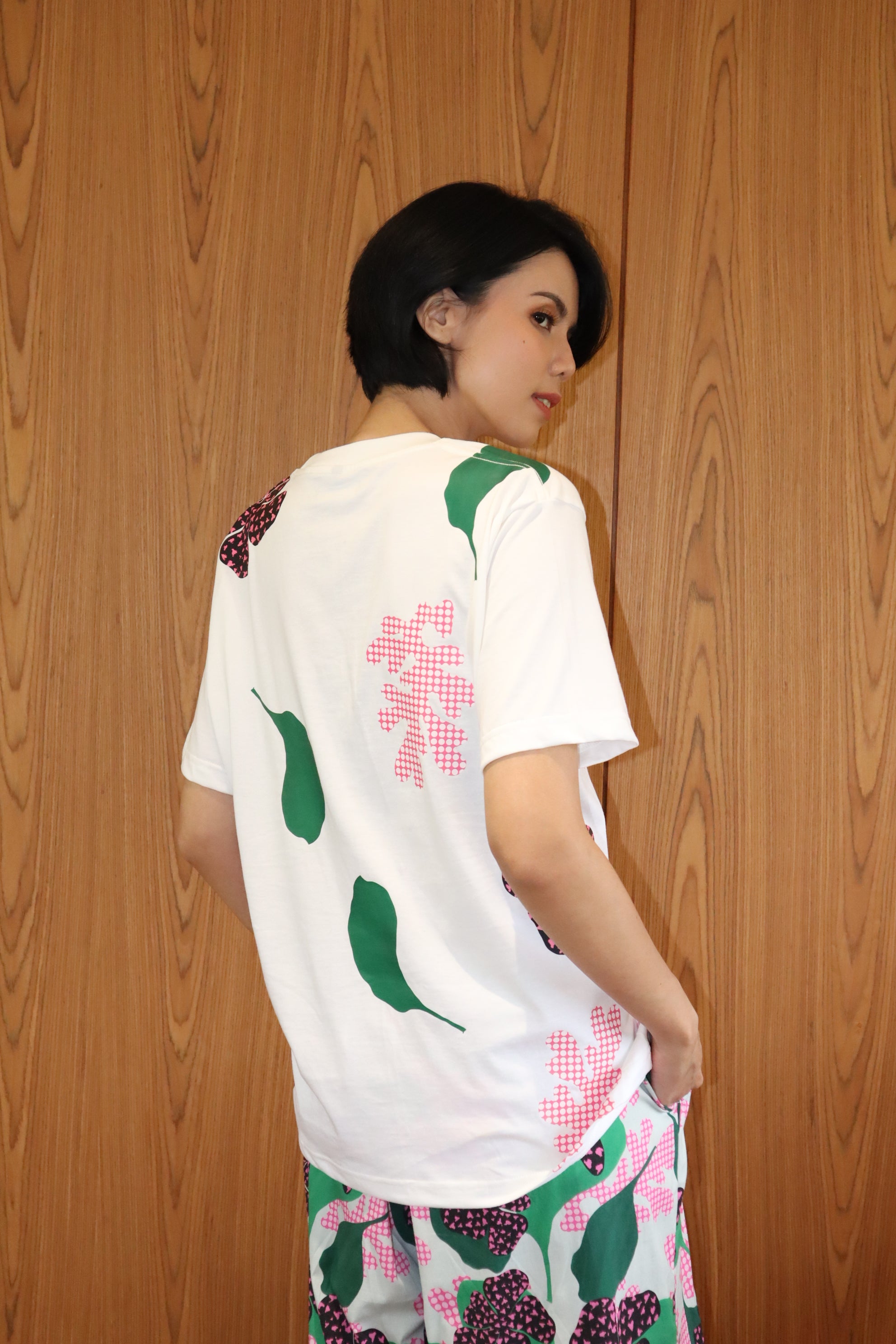 VANDA T-SHIRT IN WHITE