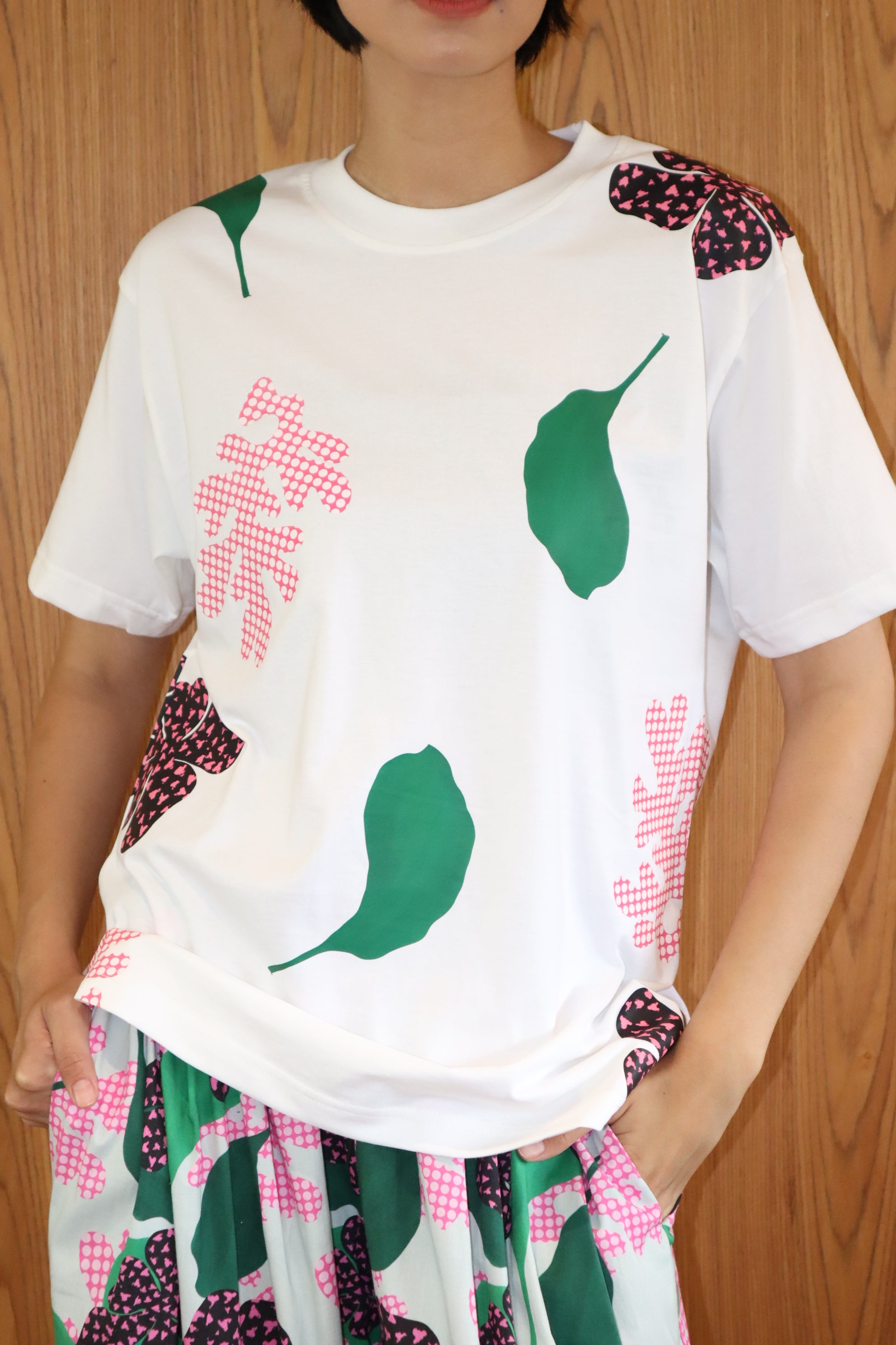 VANDA T-SHIRT IN WHITE