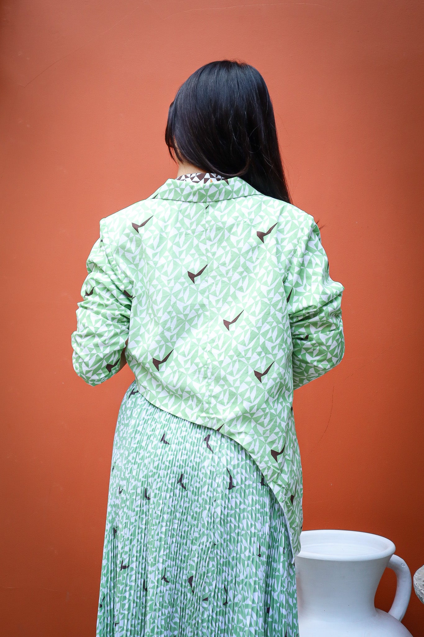 HORIZON ASYMMETRIC BLAZER IN SAGE