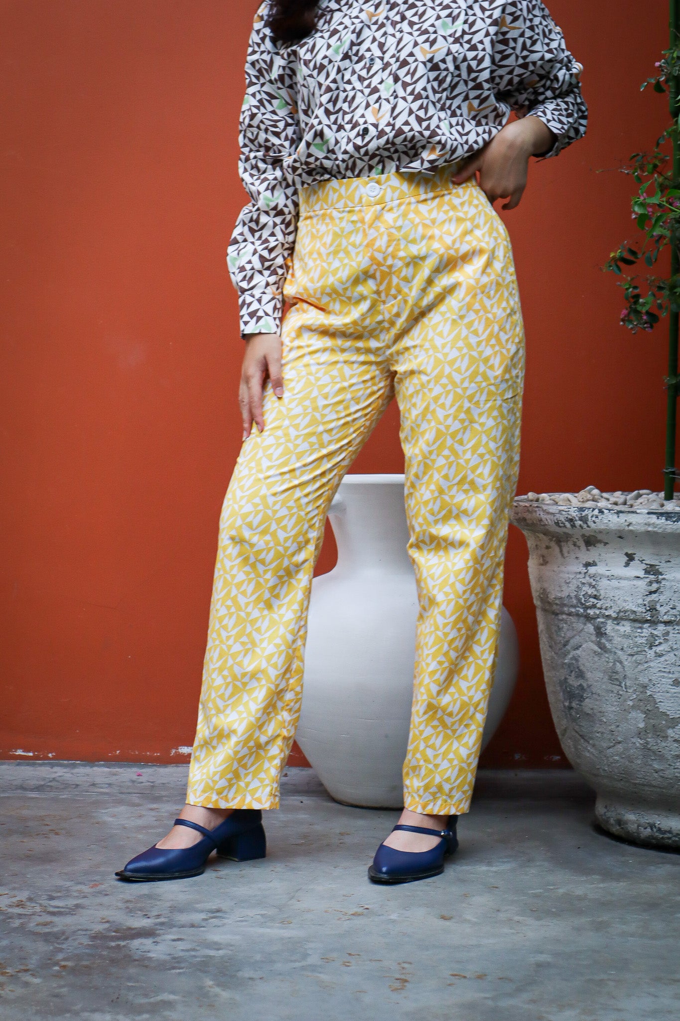 HORIZON PIPE TROUSERS IN YELLOW