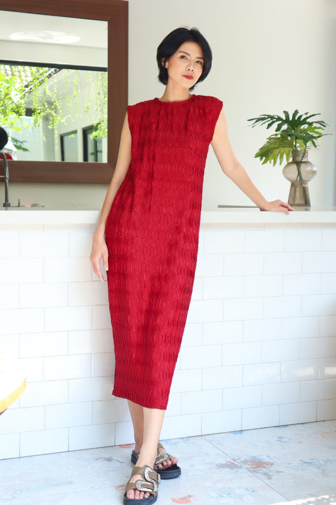 MAROON PLEATS DRESS