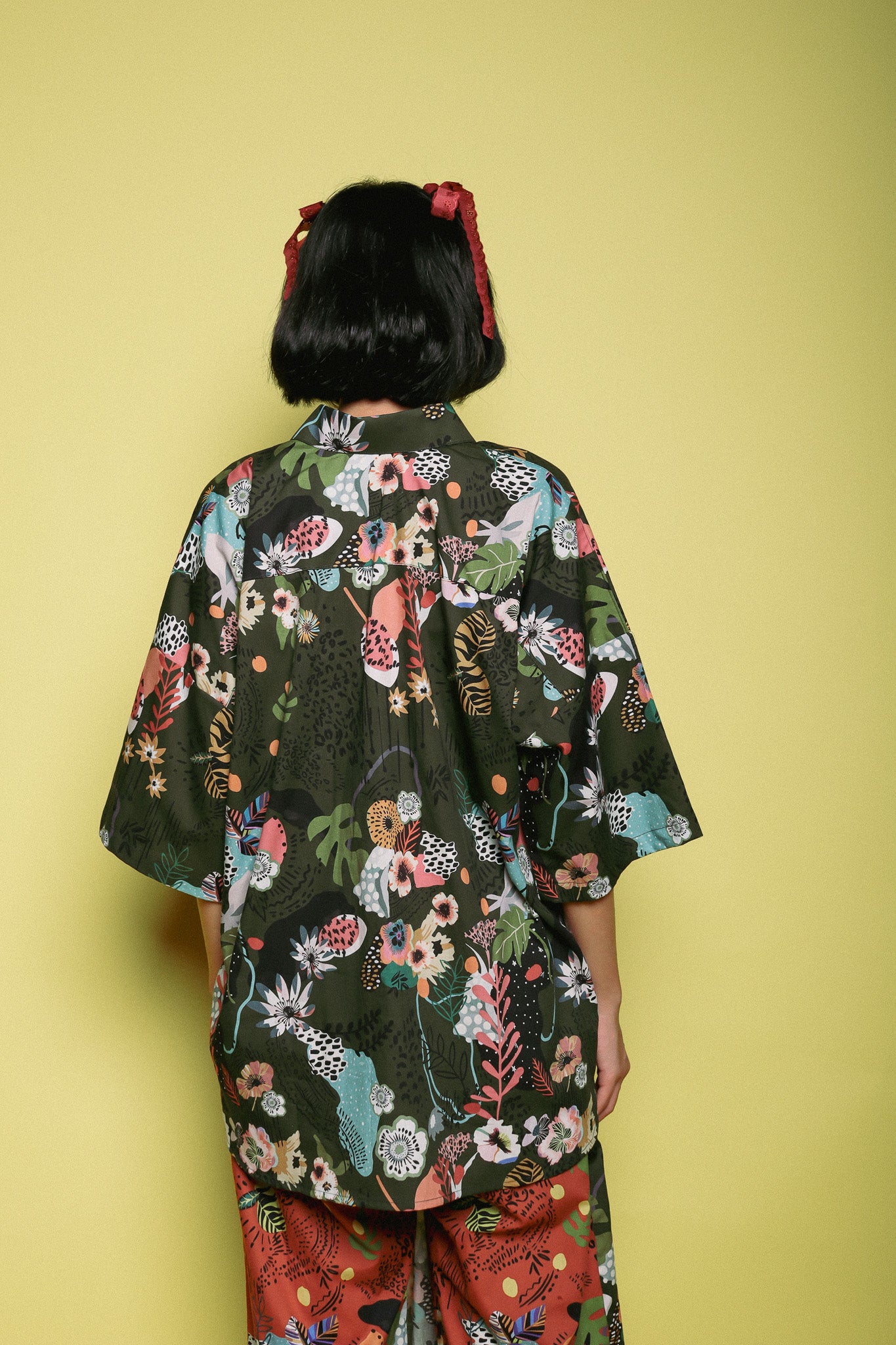 CHRYSANT OVERSIZED SHORT SHIRT IN GREEN