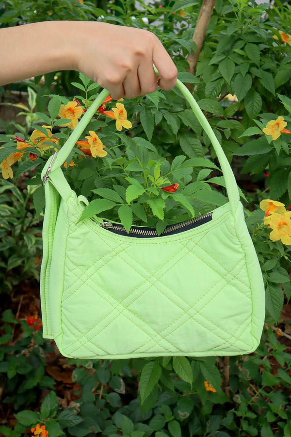 BASIC LIME QUILTED BAG