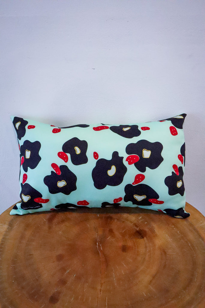 KATE FLOWERY CUSHION COVER