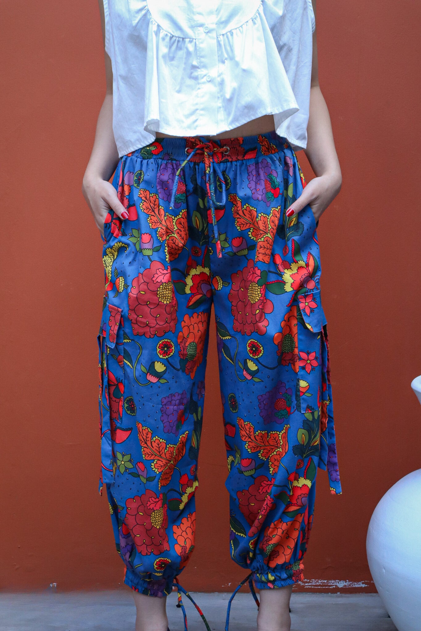 FLORAL BLUE CARGO PANTS