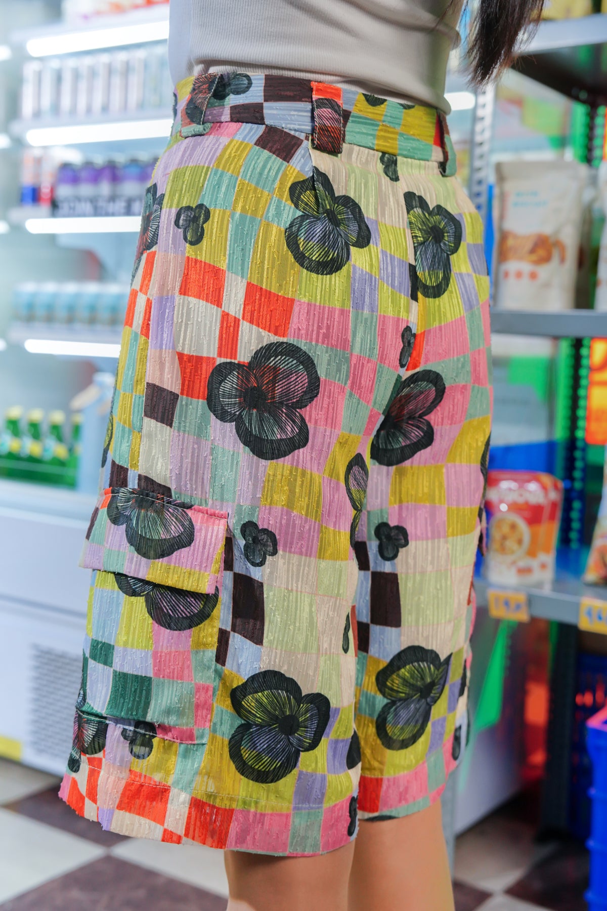 Lucid Bloom Bermuda Pants - Hues