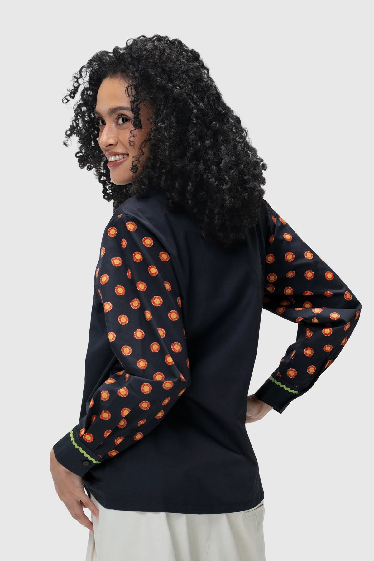 Noctra Pansy Shirt - Flames