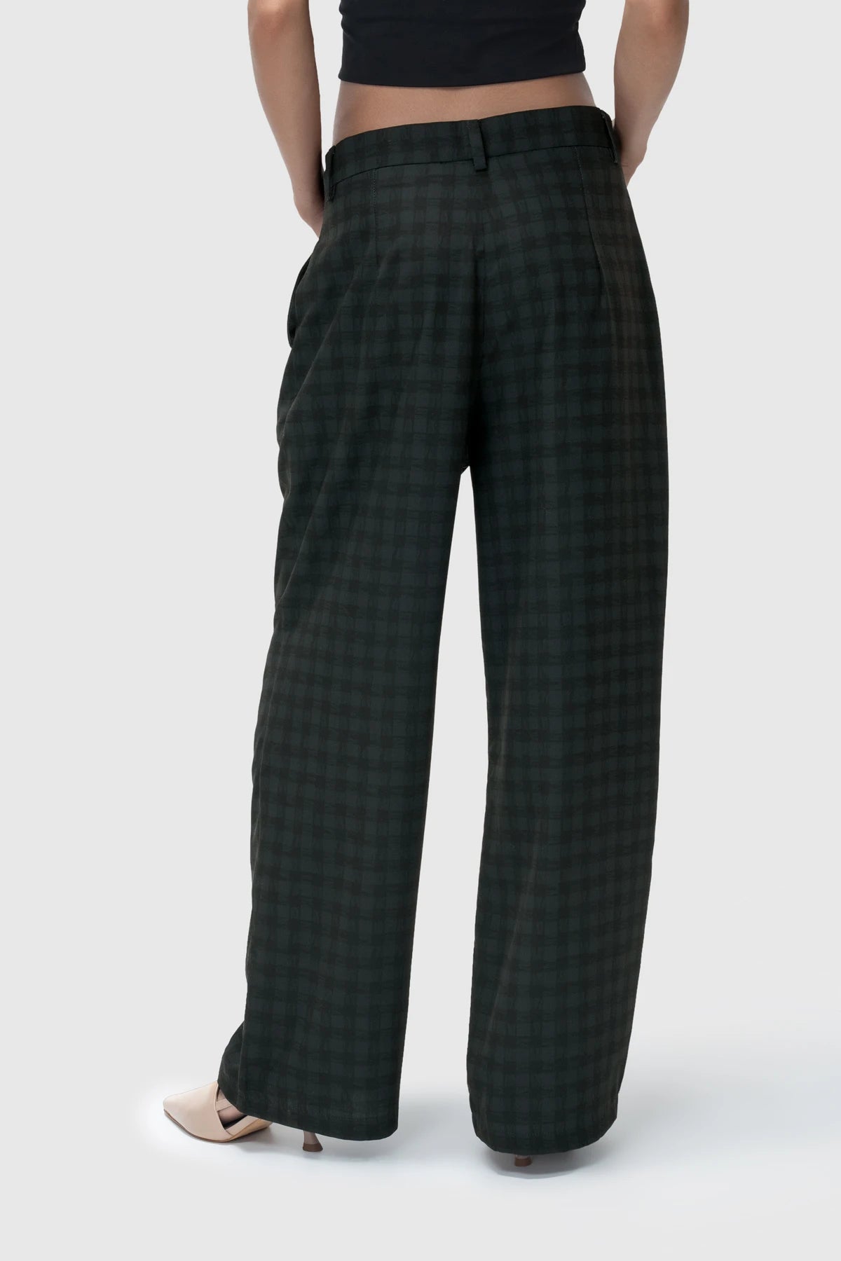 Noir Basic Pants - Lush