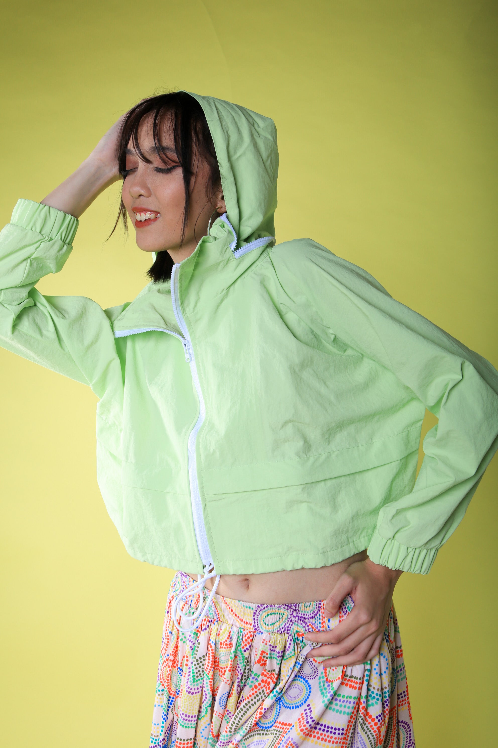 BASIC LIME NYLON CROP JACKET