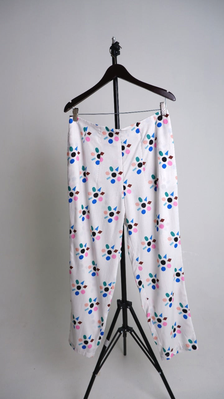 WHITE SEED PENCIL PANTS