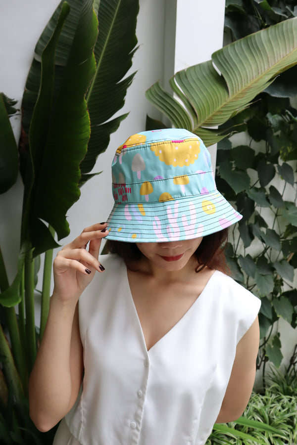 EMILY TOSCA BUCKET HAT