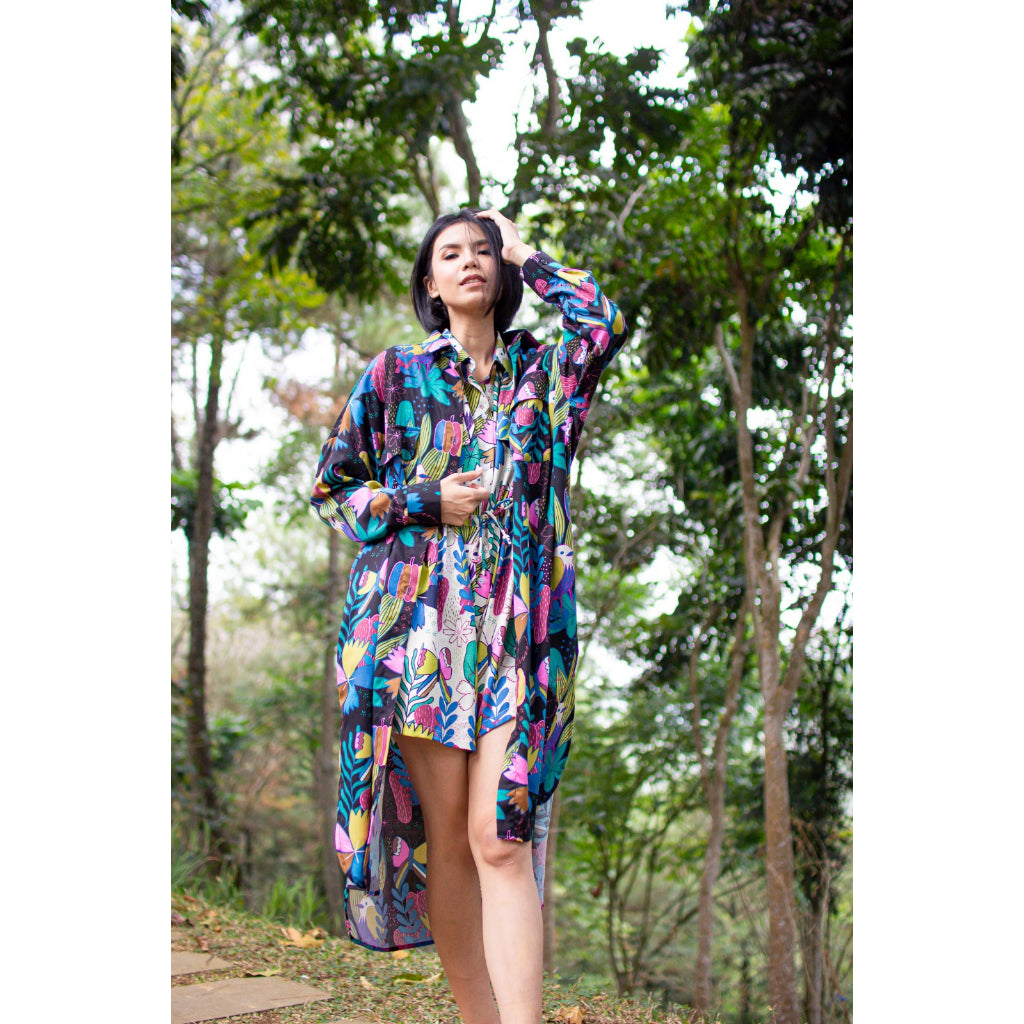 JUNGLE LONG OUTER IN BLACK