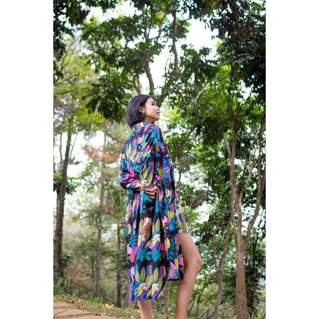 JUNGLE LONG OUTER IN BLACK