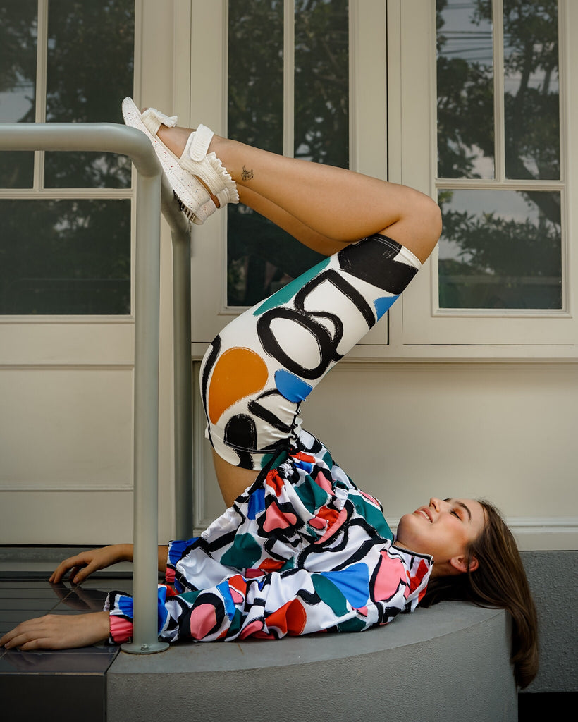 ABSTRACT WHITE MIDI LEGGING
