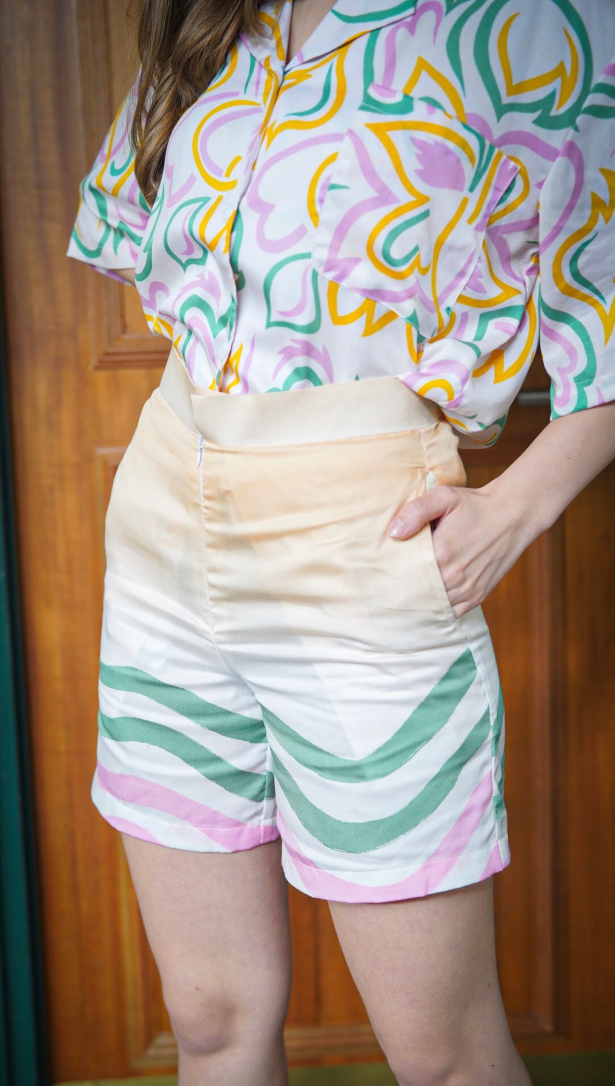 WAVE SHORT PANTS