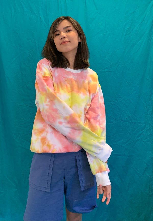 TIE DYE PEACHY SWEATER